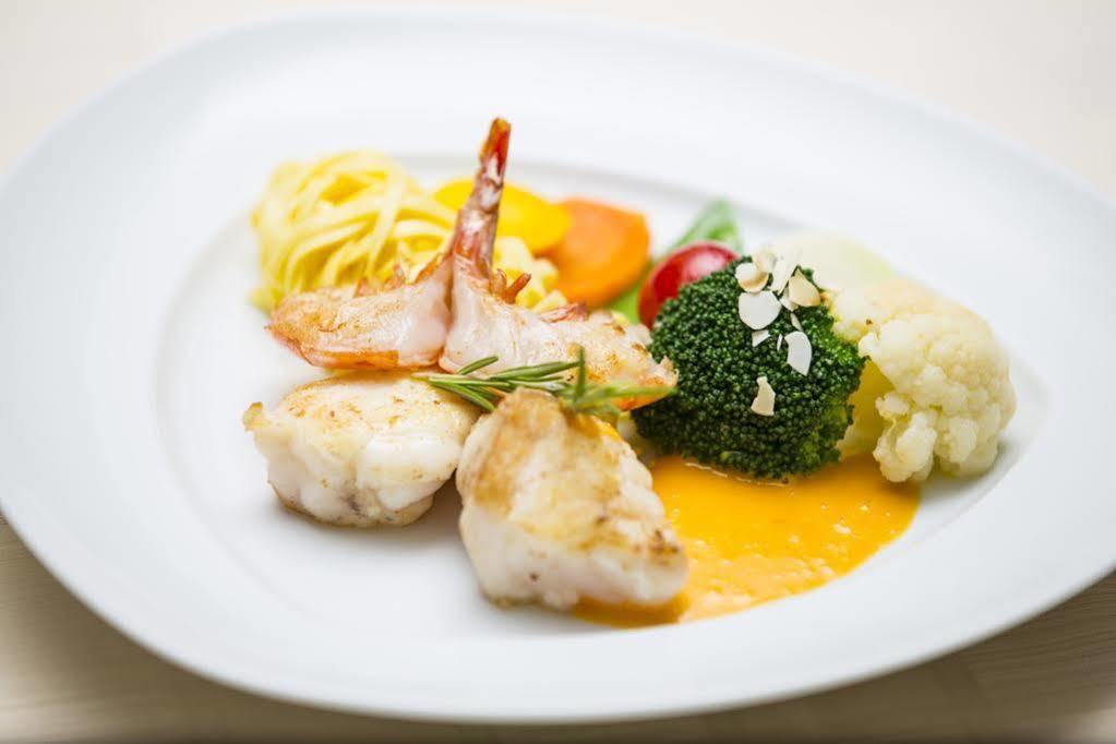 Restaurant & Hotel Engelkeller Мемминген Экстерьер фото